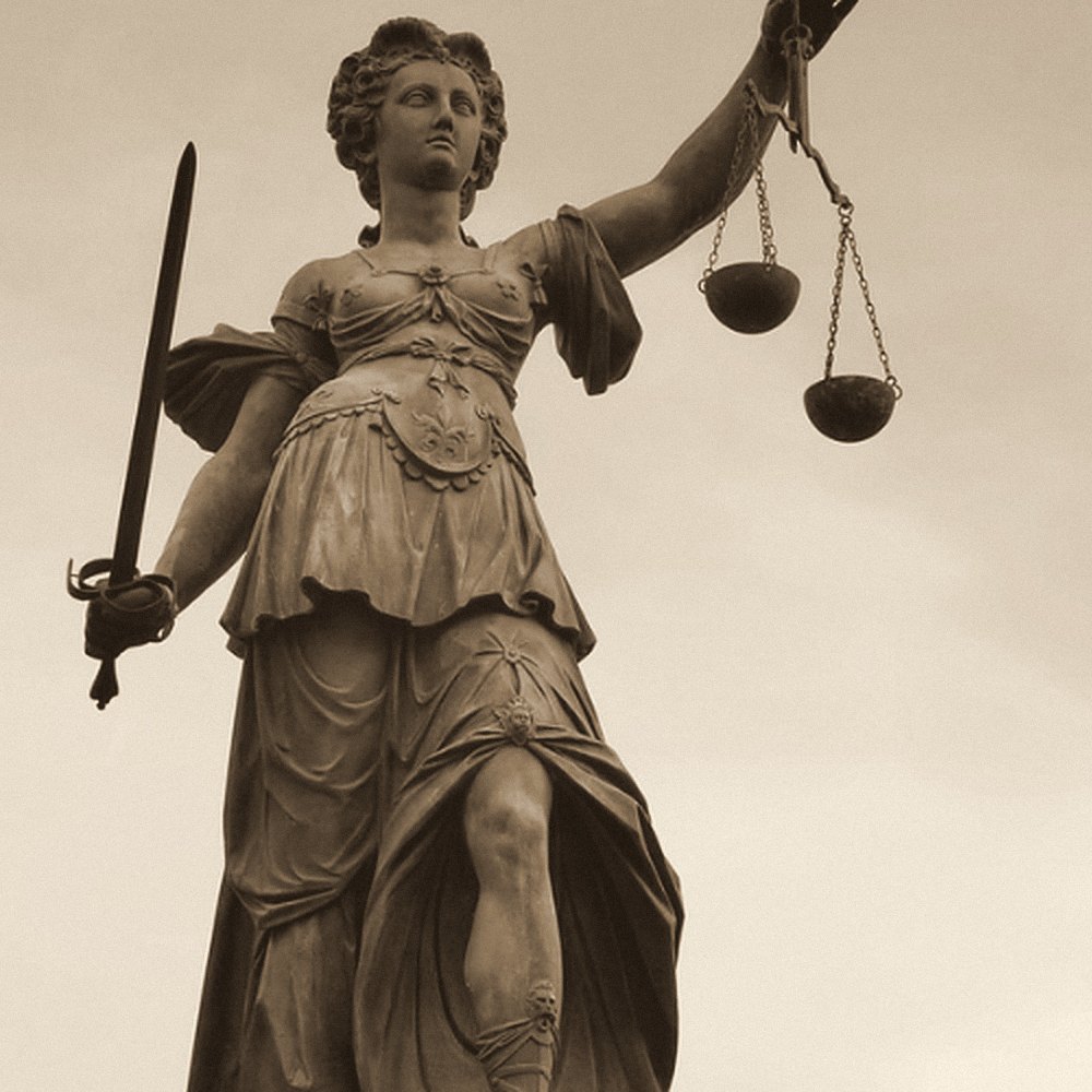 Legal and business structuring services
